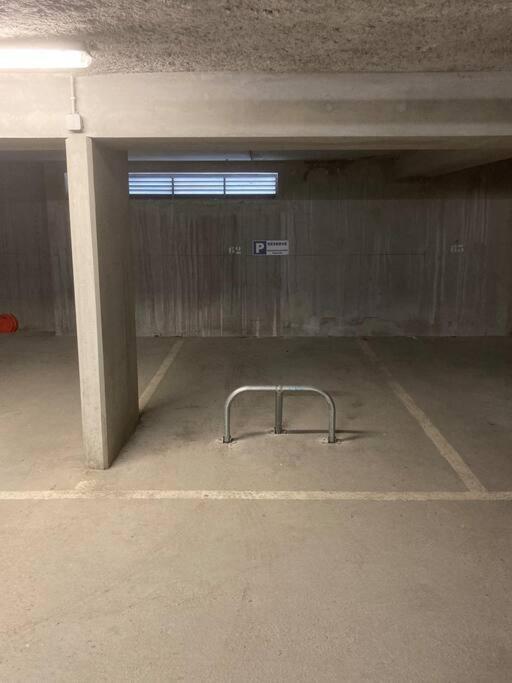 Superbe Appartement Avec Piscine Et Garage Péone Exteriér fotografie