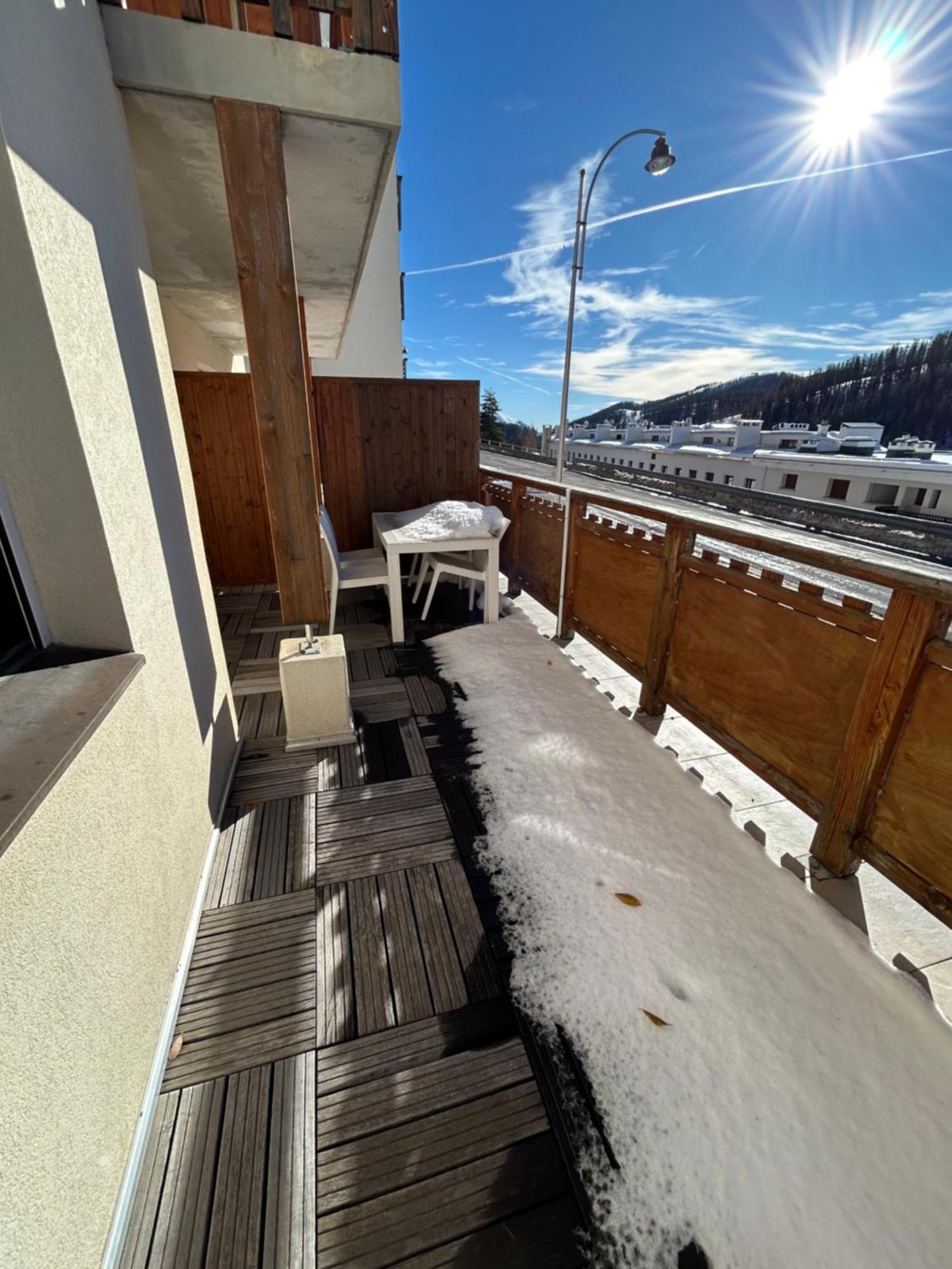 Superbe Appartement Avec Piscine Et Garage Péone Exteriér fotografie